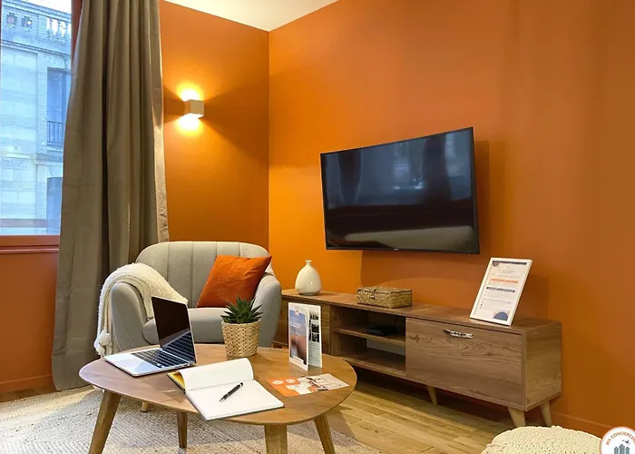 Le Terracotta - Standing - Lumineux * 鲁昂